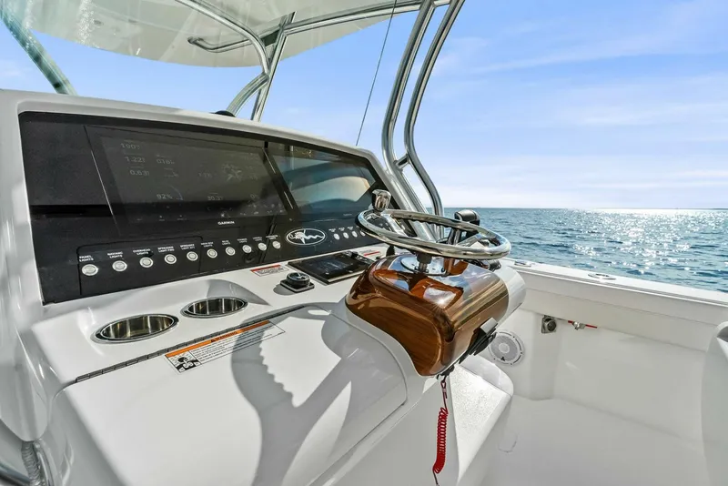 Slide: The Image of Valhalla Boatworks V 33 (41) - 5890818