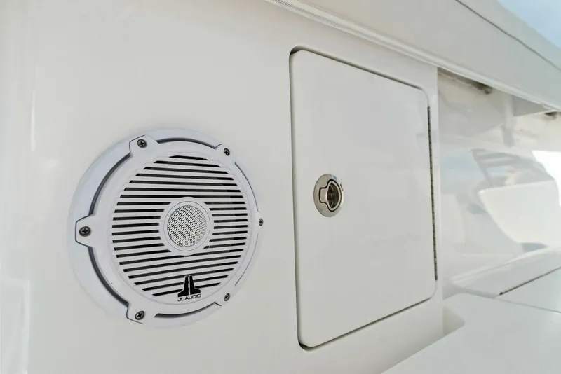 Slide: The Image of Valhalla Boatworks V 33 (48) - 5890825