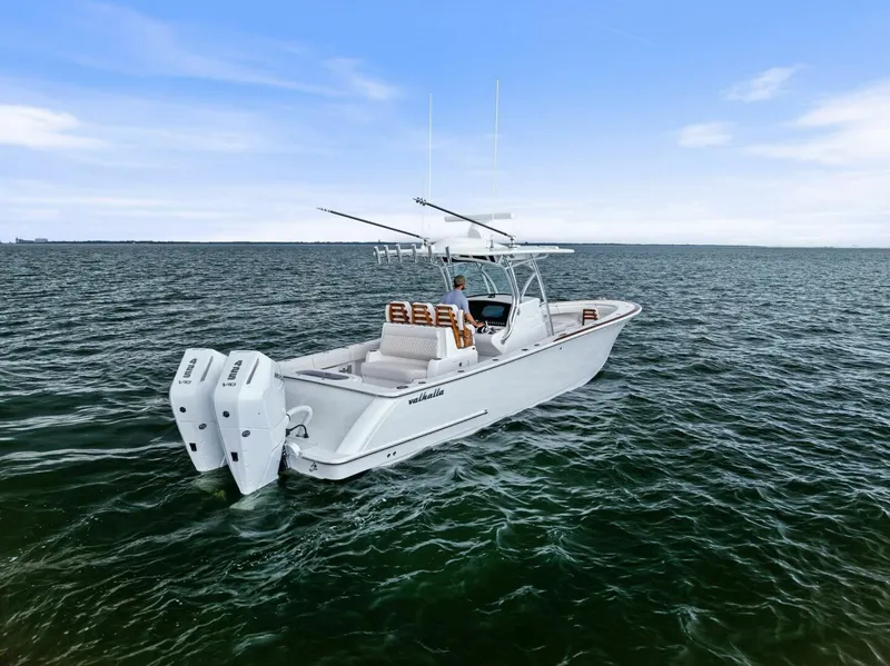 Slide: The Image of Valhalla Boatworks V 33 (2) - 5890779