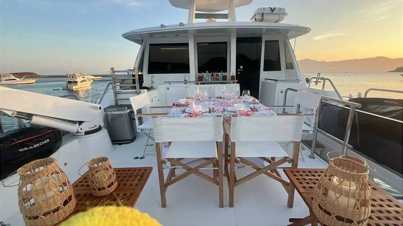 Slide: The Image of Horizon Enclosed Pilothouse 2010 - 5890297