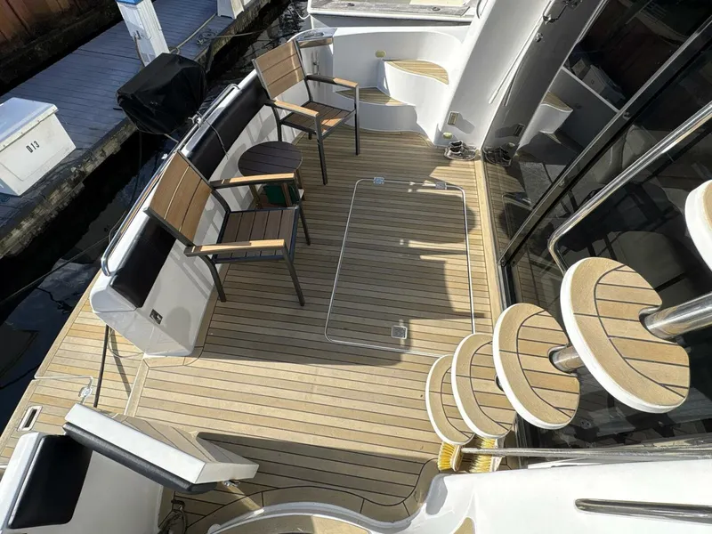 Slide: The Image of Carver 530 Voyager Pilothouse 1999 - 5890853