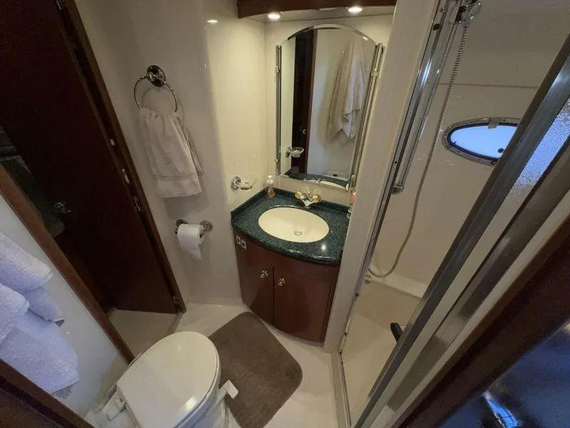 Slide: The Image of Carver 530 Voyager Pilothouse 1999 - 5890892