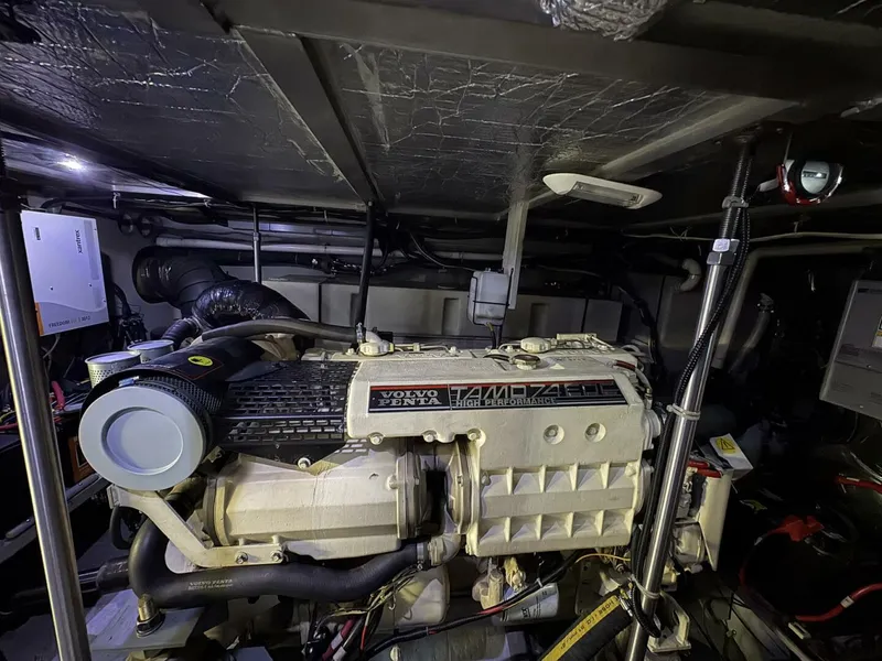 Slide: The Image of Carver 530 Voyager Pilothouse 1999 - 5890902