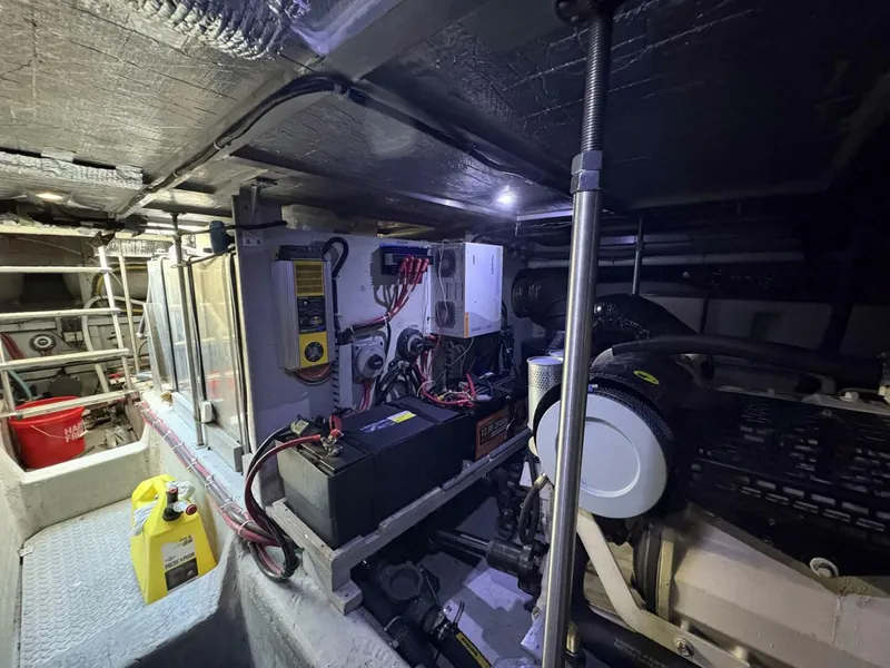 Slide: The Image of Carver 530 Voyager Pilothouse 1999 - 5890903