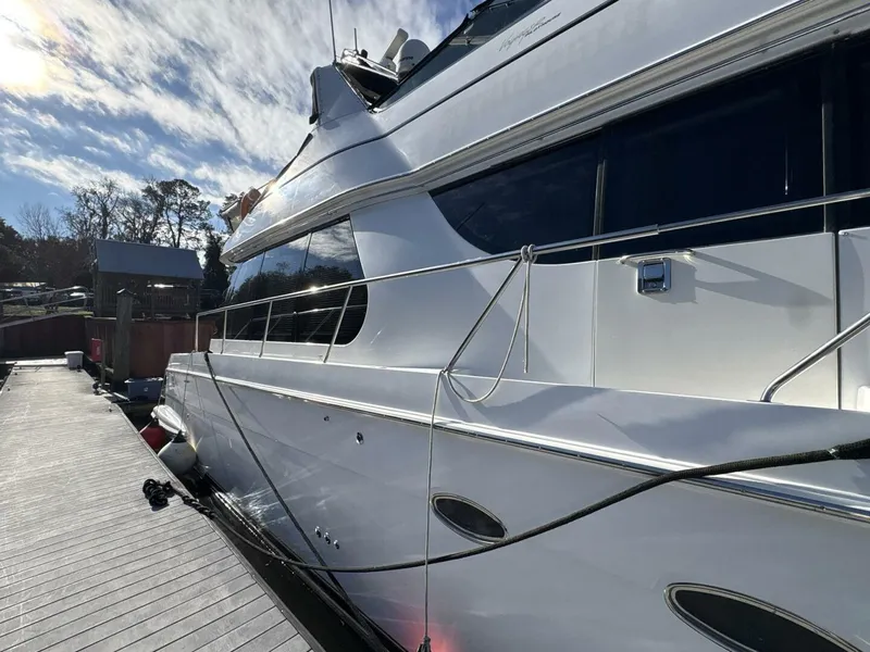 Slide: The Image of Carver 530 Voyager Pilothouse 1999 - 5890851