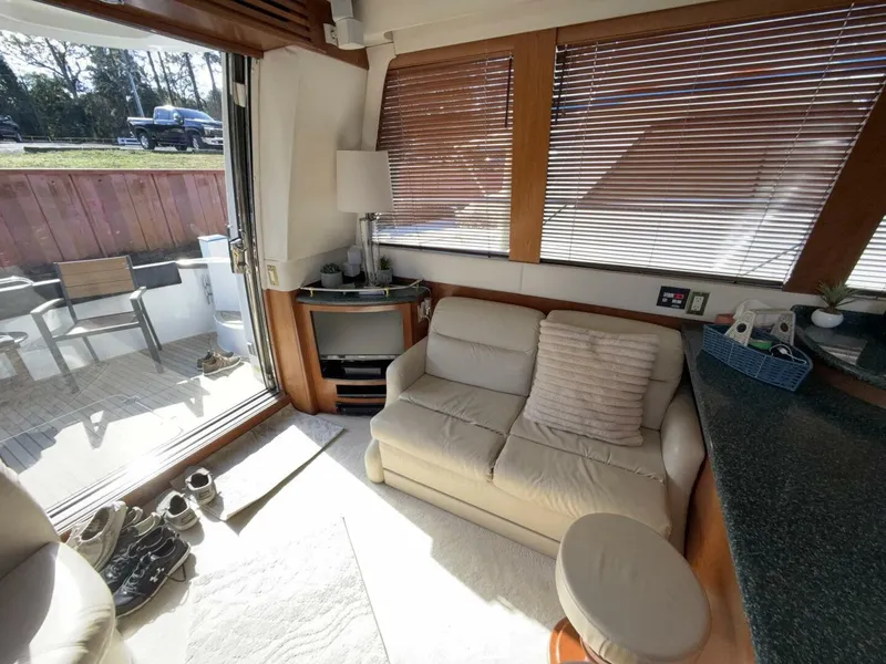 Slide: The Image of Carver Yachts 530 Voyager Pilothouse 1999 - 5890863