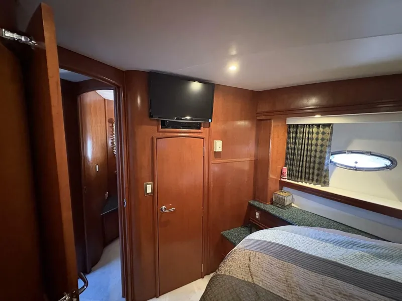 Slide: The Image of Carver Yachts 530 Voyager Pilothouse 1999 - 5890889