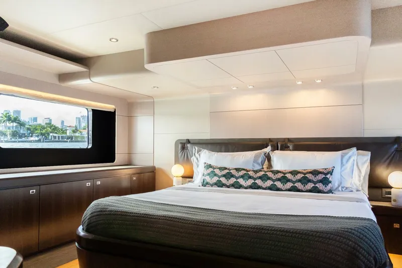 Slide: The Image of Absolute 58 Fly 2019 - 5890463