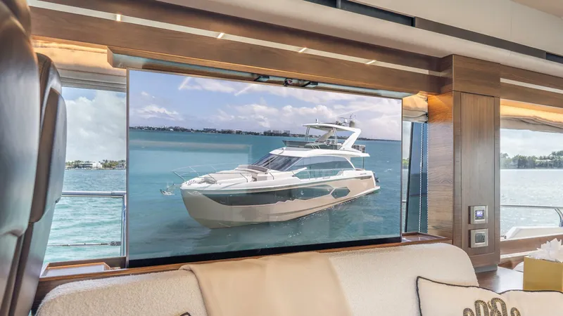 Slide: The Image of Absolute 58 Fly 2019 - 5971787