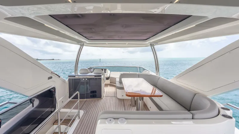 Slide: The Image of Absolute 58 Fly 2019 - 5971797