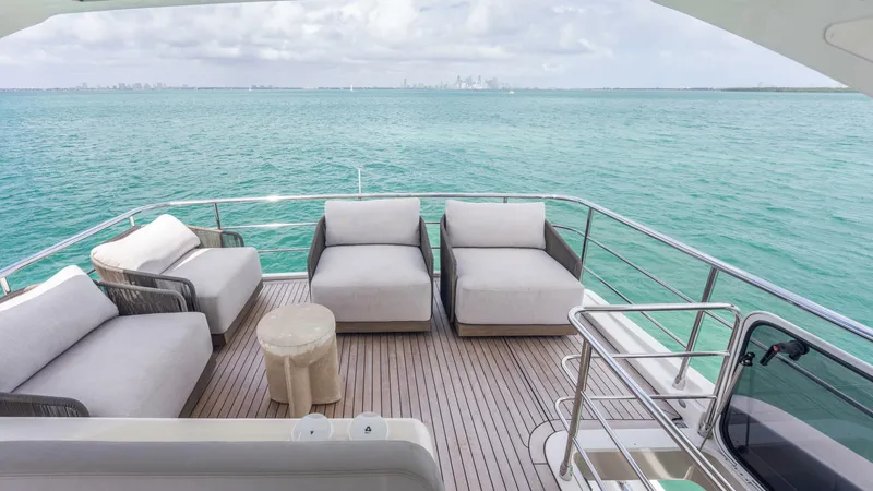 Slide: The Image of Absolute 58 Fly 2019 - 5971798