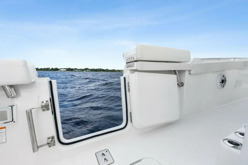 Slide: The Image of Bertram 39 2022 - 5890568