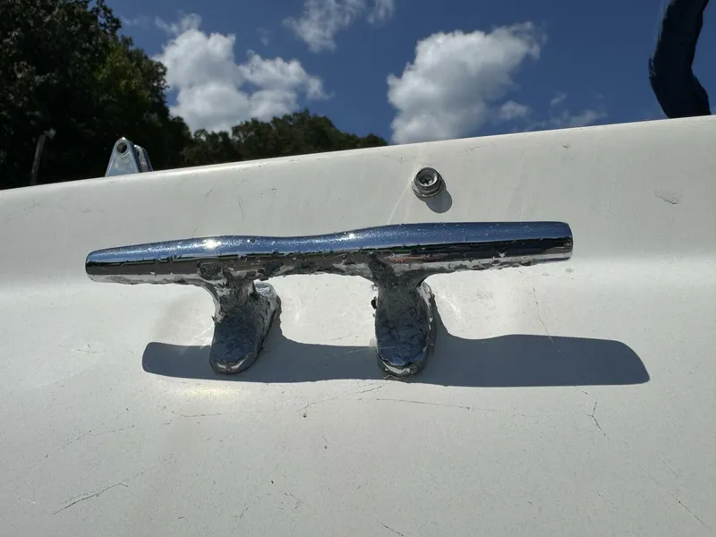 Slide: The Image of Sea Ray 215 Express Cruiser 1999 - 5985776