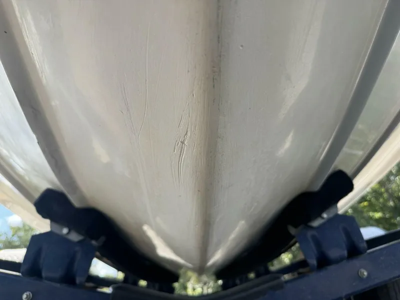 Slide: The Image of Sea Ray 215 Express Cruiser 1999 - 5985793