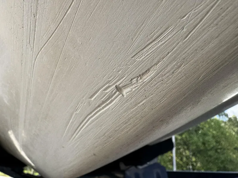 Slide: The Image of Sea Ray 215 Express Cruiser 1999 - 5985799