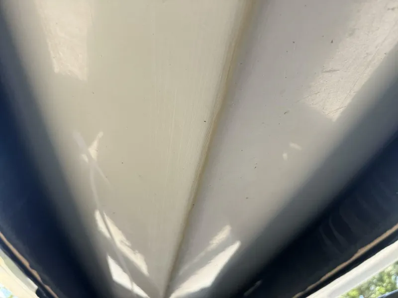 Slide: The Image of Sea Ray 215 Express Cruiser 1999 - 5985807