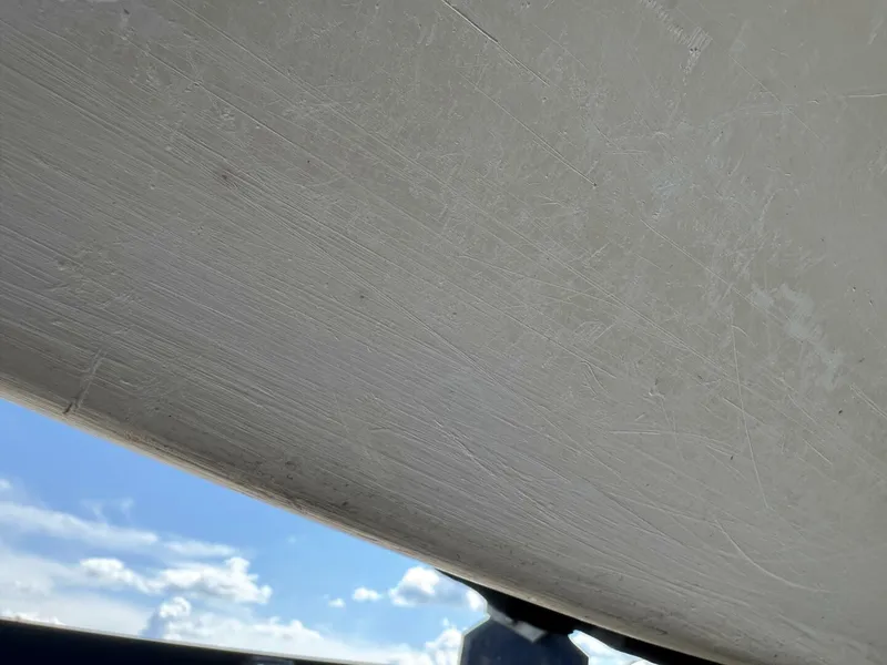 Slide: The Image of Sea Ray 215 Express Cruiser 1999 - 5985819