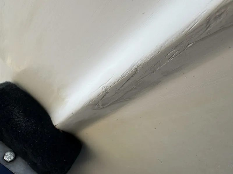 Slide: The Image of Sea Ray 215 Express Cruiser 1999 - 5985828