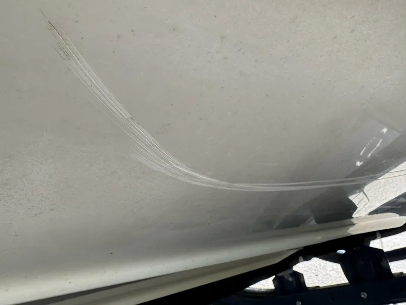 Slide: The Image of Sea Ray 215 Express Cruiser 1999 - 5985840