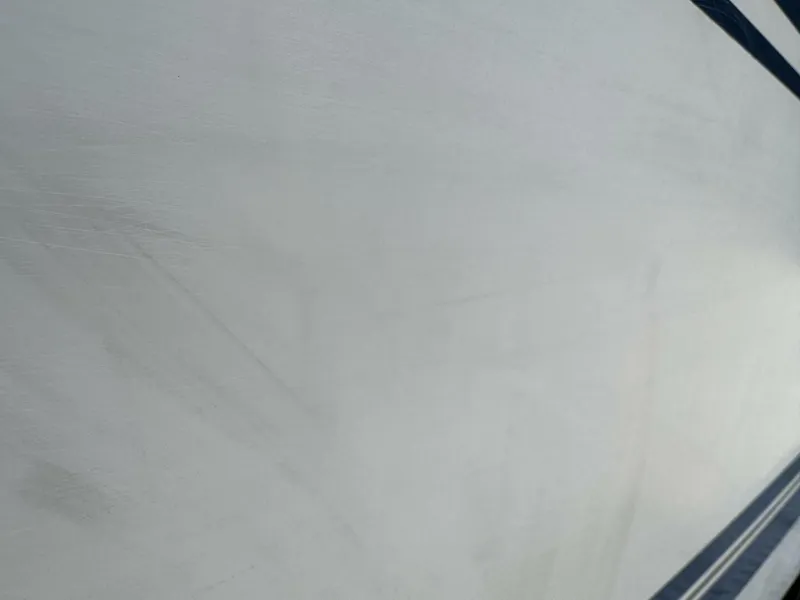 Slide: The Image of Sea Ray 215 Express Cruiser 1999 - 5985865