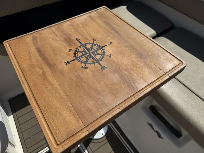 Slide: The Image of Sea Ray 215 Express Cruiser 1999 - 5985724