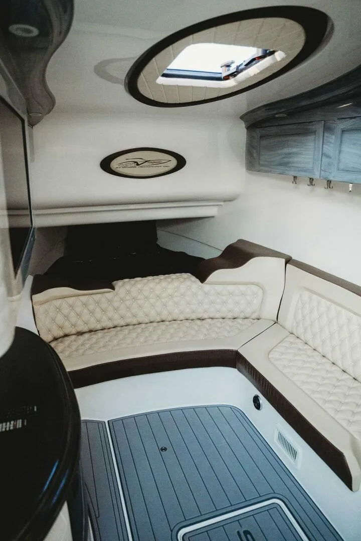 Slide: The Image of MTI V57 2018 - 5890917