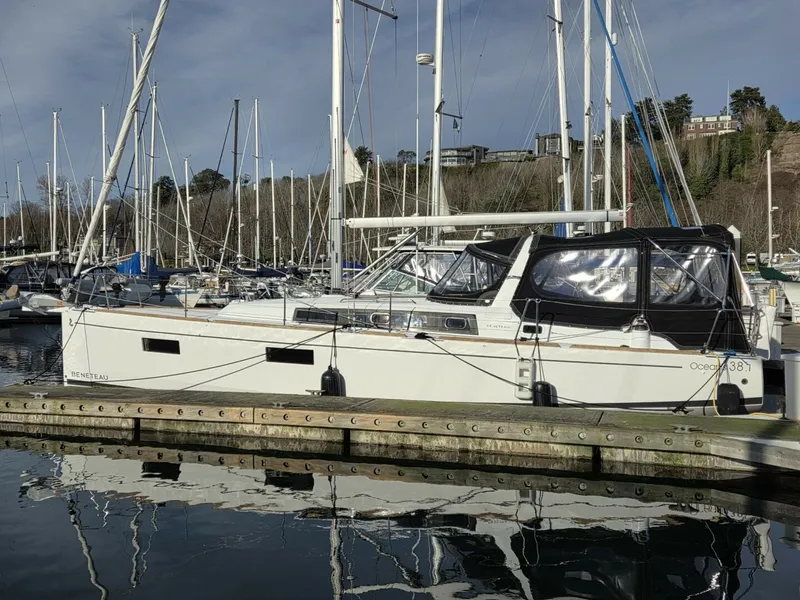 The Image of 2022 Beneteau Oceanis 38.1 "Clewless" - 5890942