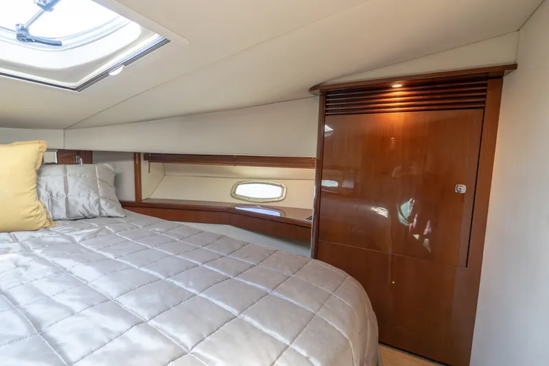 Slide: The Image of Sea Ray 50 SUNDANCER 2010 - 5891036