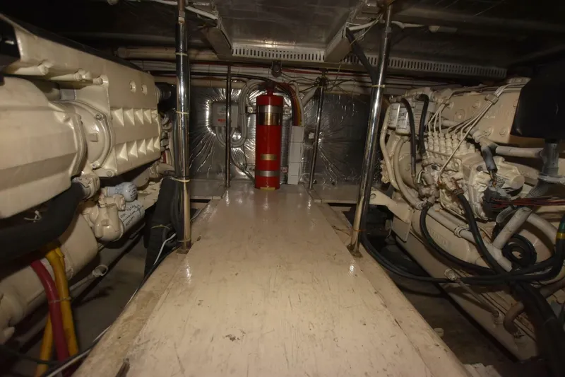 Slide: The Image of Carver Yachts 46 Voyager 2006 - 5891545