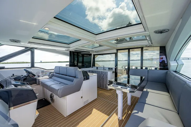 Slide: The Image of Formula 500 SSC 2022 - 5891865