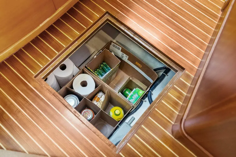 Slide: The Image of Grand Banks Europa 46 2006 - 5891797