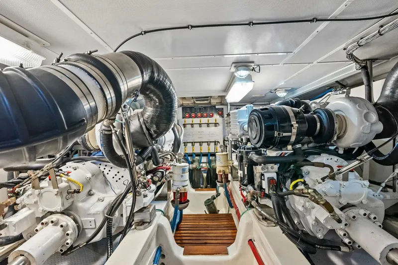 Slide: The Image of Grand Banks Europa 46 2006 - 5891816