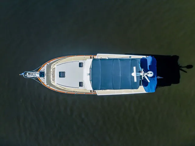 Slide: The Image of Grand Banks Europa 46 2006 - 68