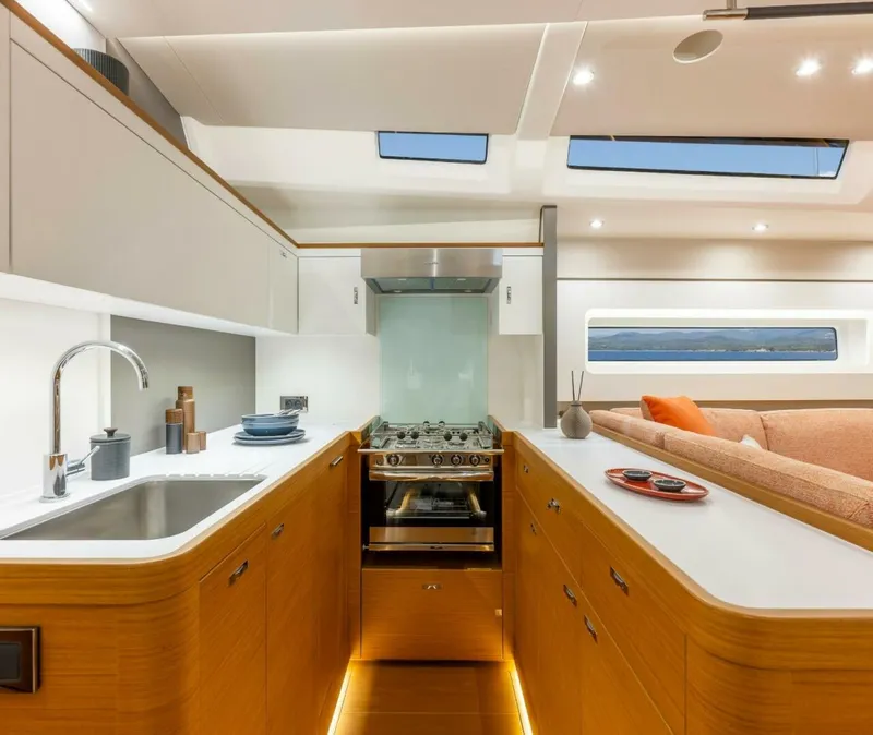 Slide: The Image of Beneteau First 60 2027 - 5892065