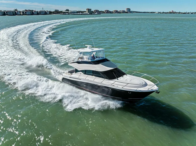 Slide: The Image of 2016 Tiara Yachts 50 Flybridge - Profile - 5910647