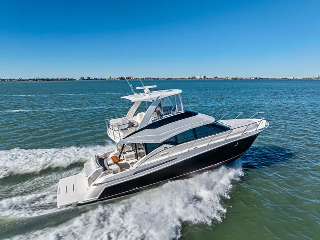 Slide: The Image of Tiara 50 Flybridge 2016 - 86