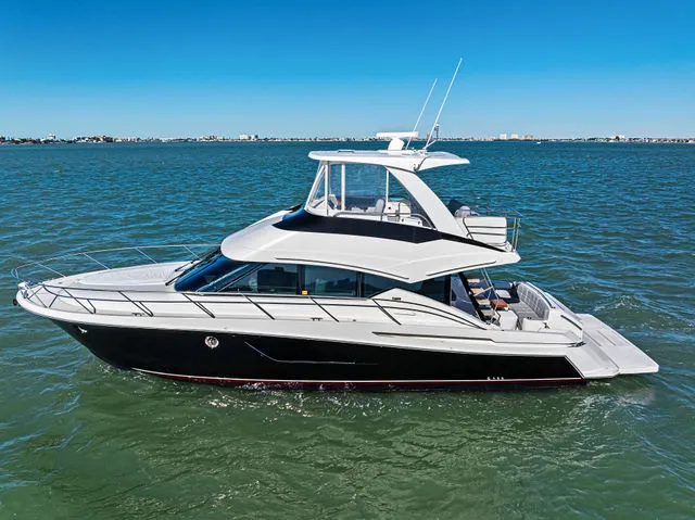 Slide: The Image of Tiara 50 Flybridge 2016 - 98