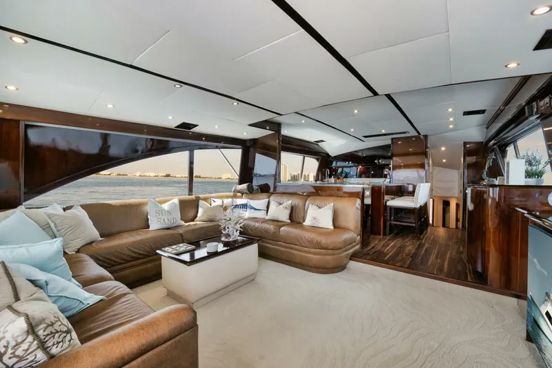 Slide: The Image of Ocean 73 UNCONQUERED - Salon Seating 2005 Ocean 73 Super Sport UNCONQUERED - 5892476