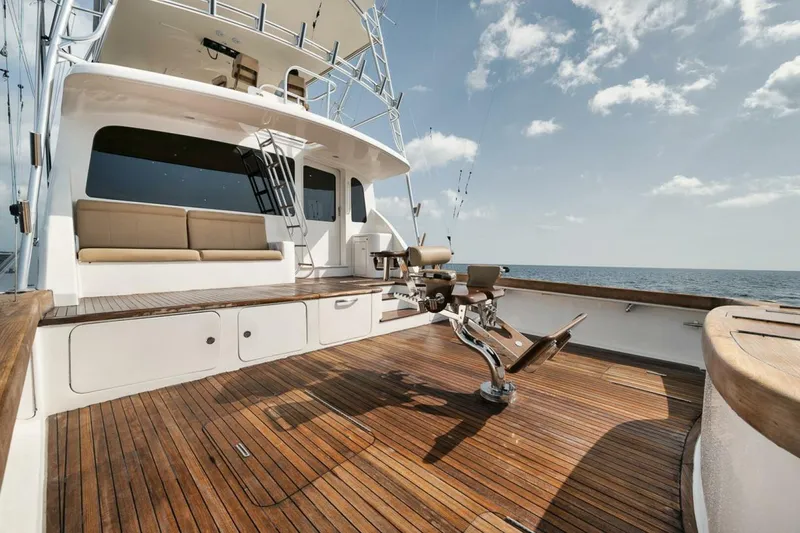 Slide: The Image of Ocean 73 UNCONQUERED - Cockpit 2005 Ocean 73 Super Sport UNCONQUERED - 5892506