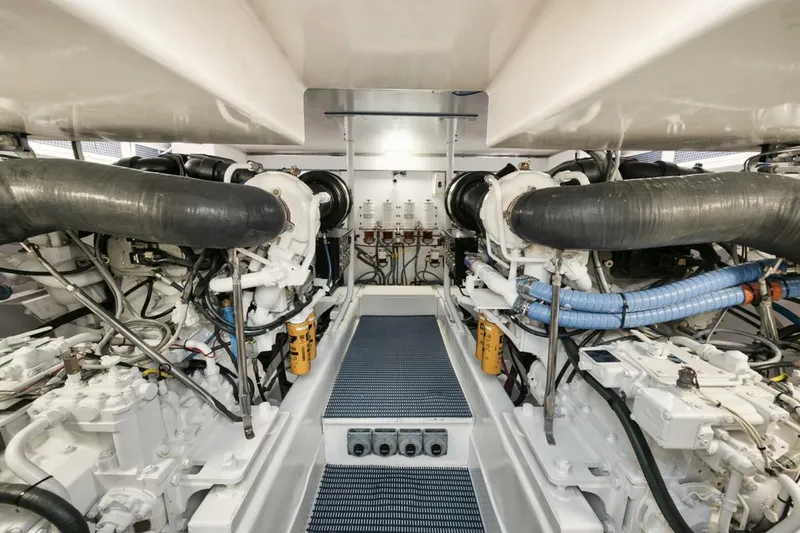 Slide: The Image of Ocean 73 UNCONQUERED - Engine Room 2005 Ocean 73 Super Sport UNCONQUERED - 5892500