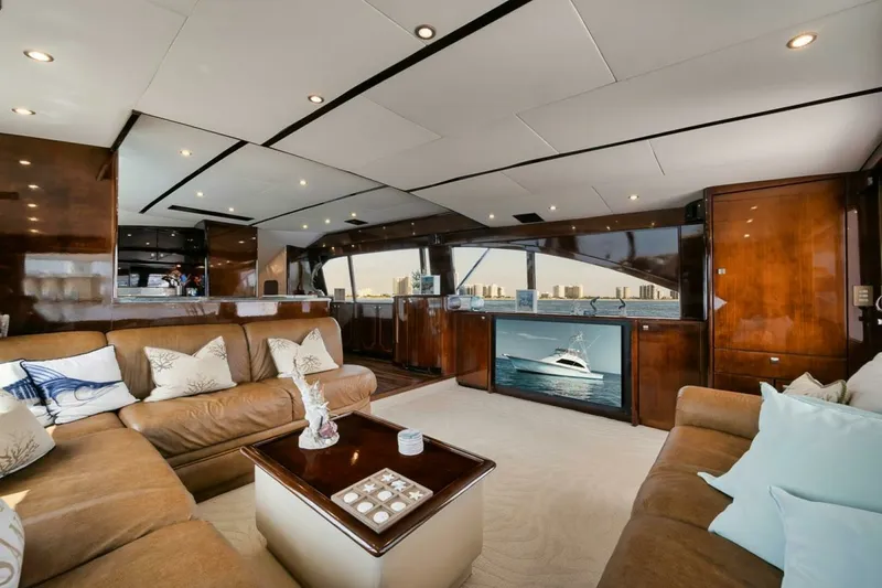Slide: The Image of Ocean 73 UNCONQUERED - Salon 2005 Ocean 73 Super Sport UNCONQUERED - 7650714