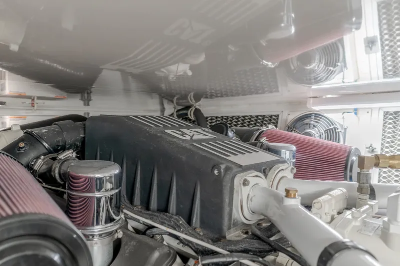 Slide: The Image of 2003 Hatteras 54 Convertible - BRAINWAVE - 6017976