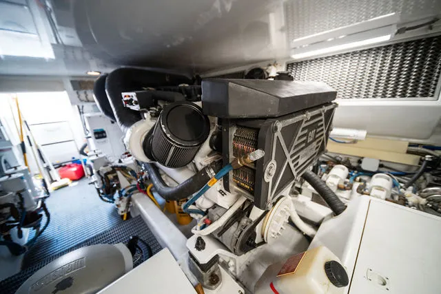 Slide: The Image of Hatteras 54 Convertible 2003 - 47