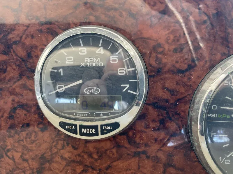 Slide: The Image of Sea Ray 320 Sundancer 2006 - 5892691