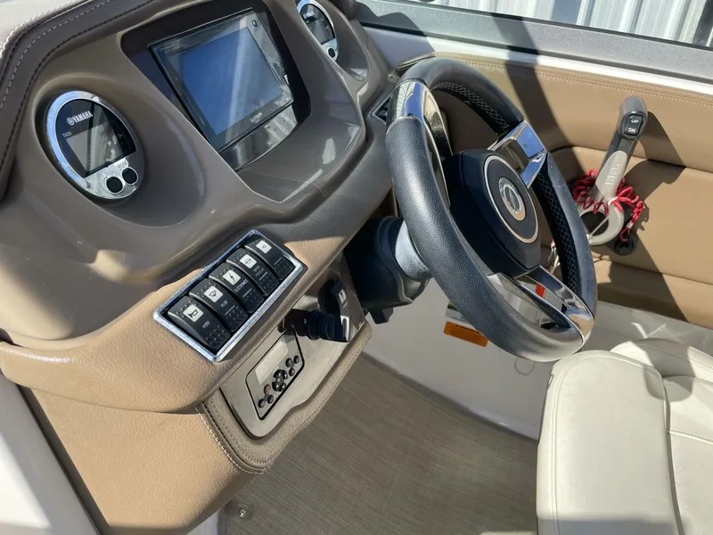 Slide: The Image of Chaparral 210 Suncoast 2016 - 5893330