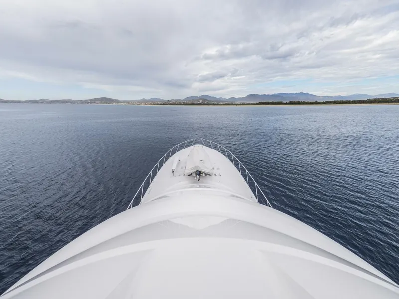 Slide: The Image of Viking 92 Skybridge 2021 - 5899158