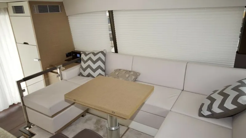 Slide: The Image of 2018 Prestige 460 S - 6613619