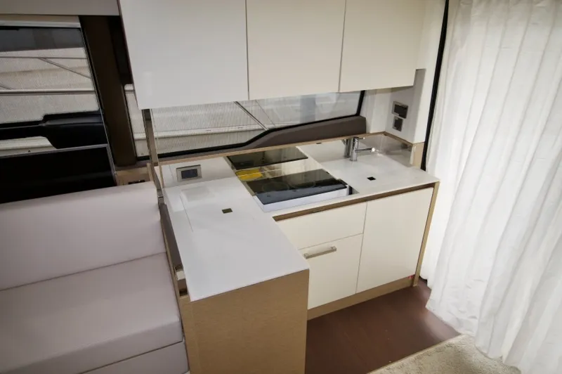 Slide: The Image of 2018 Prestige 460 S Galley - 5893005