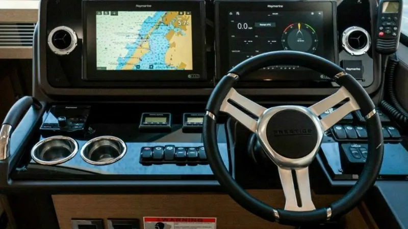 Slide: The Image of 2018 Prestige 460 S - 6613639