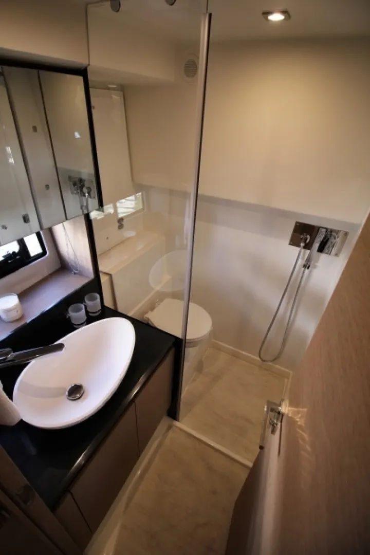 Slide: The Image of 2018 Prestige 460 S - 5893019